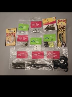 Strike King Christmas Advent Calendar Fishing Items (12pc)
